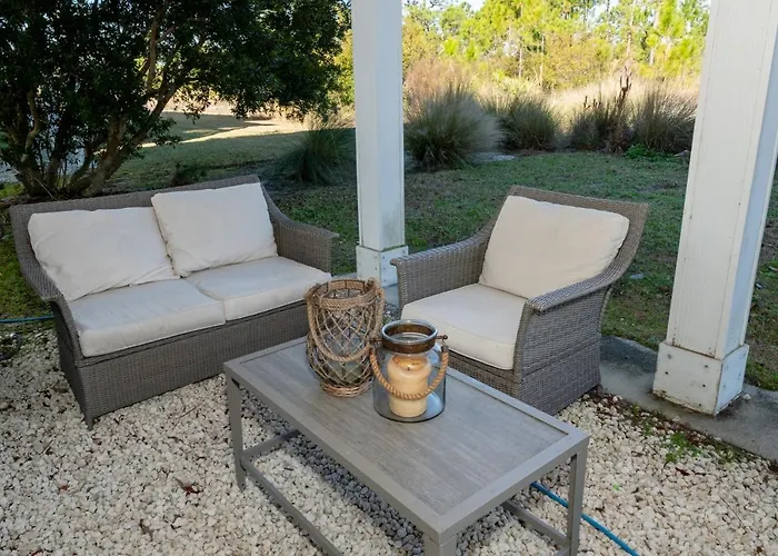 New Listing, Luxury 4bd Steps To Club * Pensacola